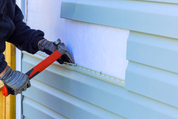 Reliable Wood Siding contractor in Oak Park, IL by Creative Siding